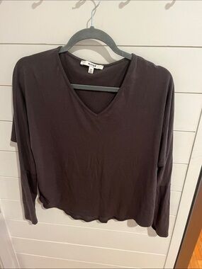 Sympli V-Neck Long Sleeve Top - Charcoal